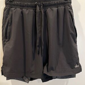 Alo men’s 7” gym short with built-in compression boxer briefs, zipper pockets